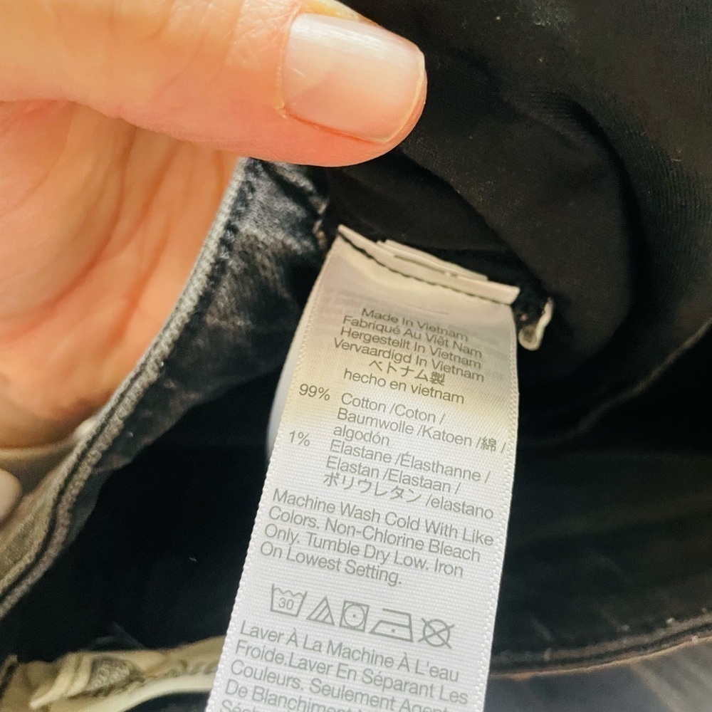 Madewell The Curvy Perfect Vintage Jean in Vintage Grey - Picture 6 of 10